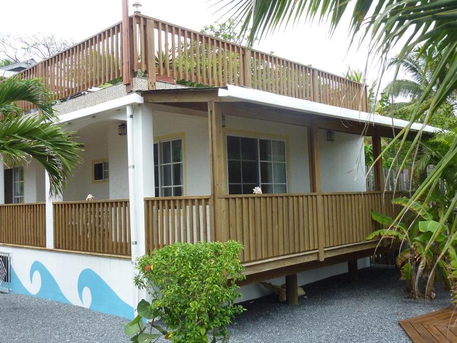Wikkid Resort Dixon Cove Exteriér fotografie